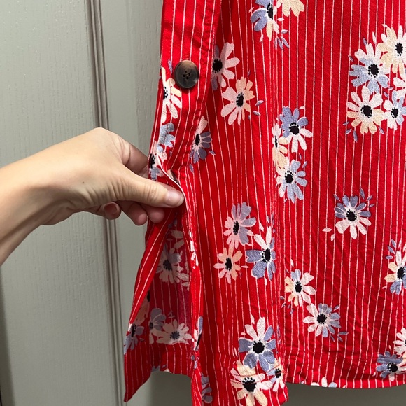 Madewell Red Striped Floral Button Skirt - Picture 5 of 8